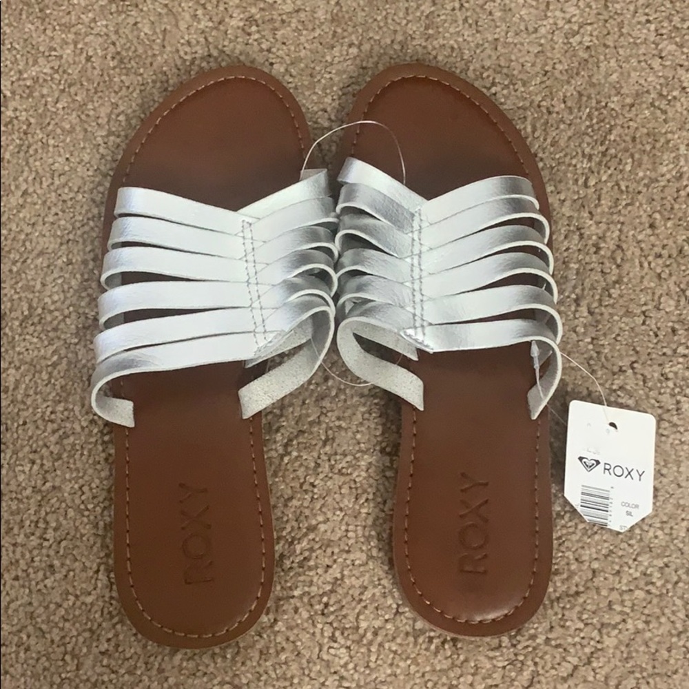 Roxy sandals
